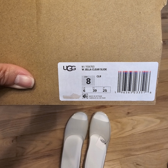 Ugg jella slides - Picture 4 of 5